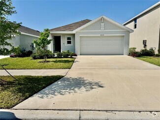 Building Photo - 36100 Sunflower Hl Dr