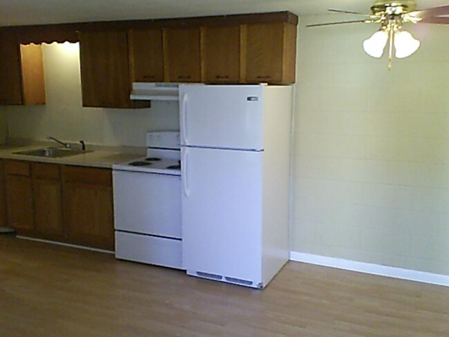 Building Photo - 3774 E. Park Ave #2