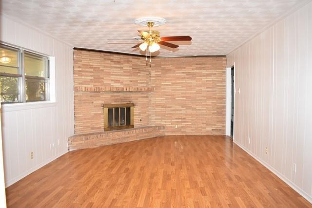 Building Photo - 612 Hillview Dr