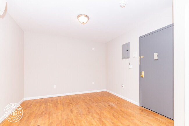 Building Photo - 243 Rockaway Ave