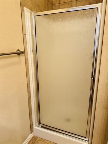 Foto del edificio - 1627 Summerhill Ct