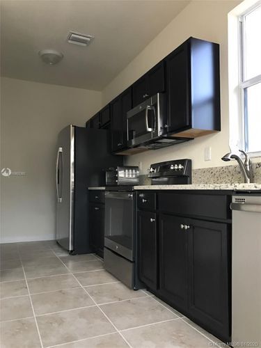 Building Photo - 17001 SW 90th Terrace