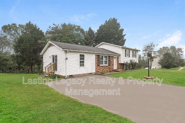 Foto del edificio - 717 Milling Rd