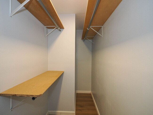 Foto del edificio - 1 BEDROOM, 1 BATHROOM IN OGDEN
