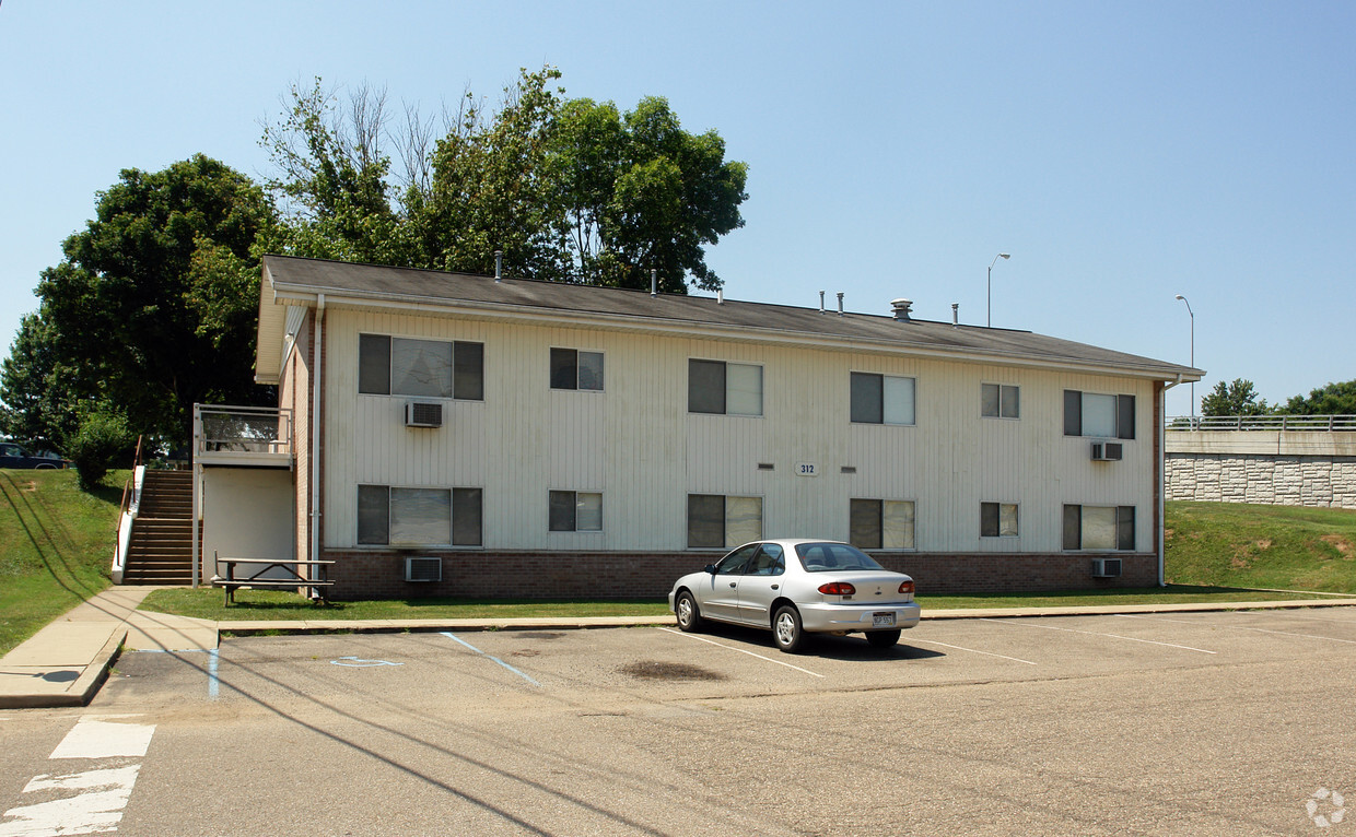 Building Photo - 100-510 2nd St