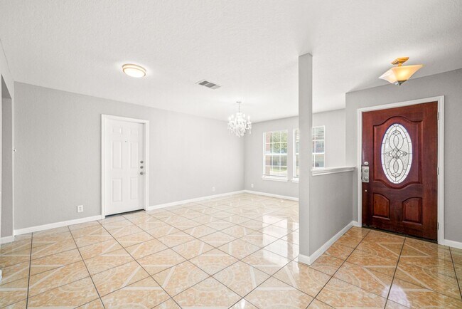 Building Photo - Four Bedroom Rental in Bridgewood!