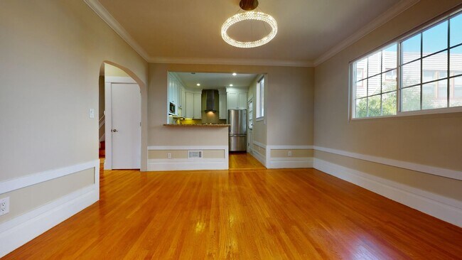 Building Photo - 182 26th Ave