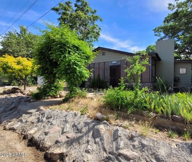 Building Photo - 16685 Shrine Dr