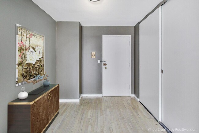 Foto del edificio - 850 N Dewitt Pl