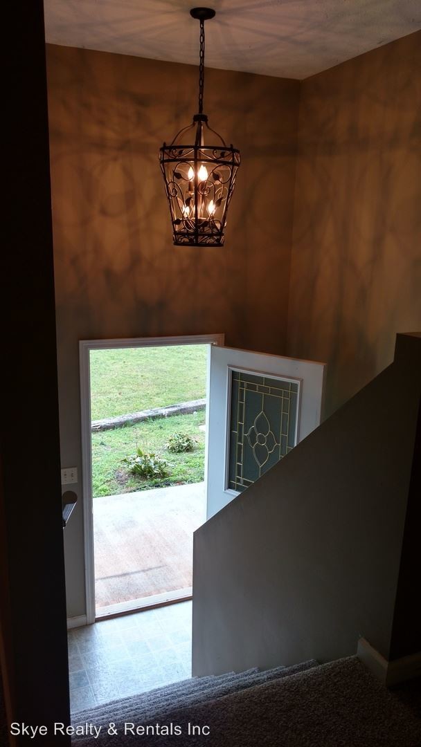 Foto del edificio - 4619 Clifton Ln