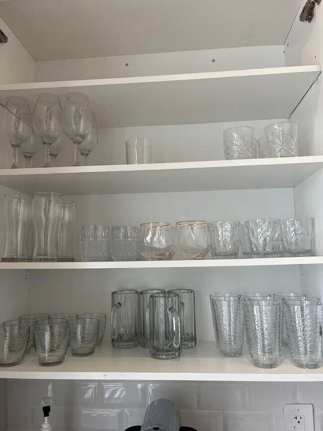 Photo du bâtiment - 5 McLean Ave