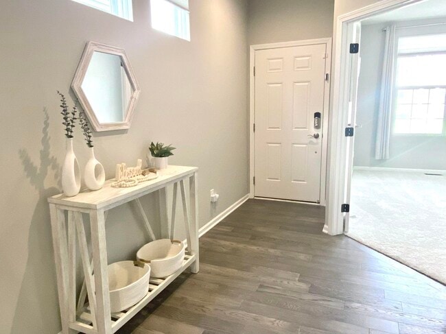 Foto del edificio - 2835 Dillon Dr