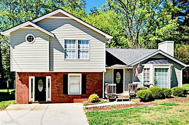 Building Photo - 5530 Marbut Forest Way