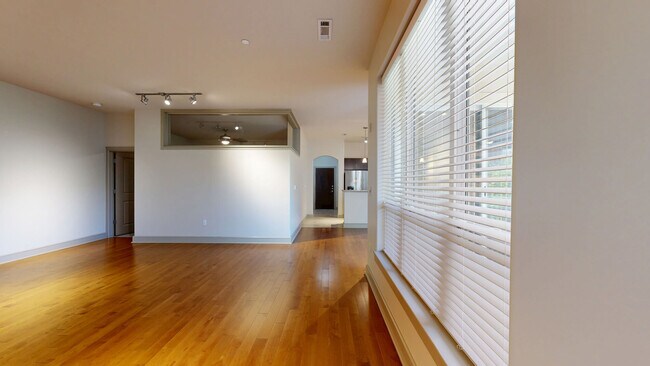 Interior Photo - Charles River Landing