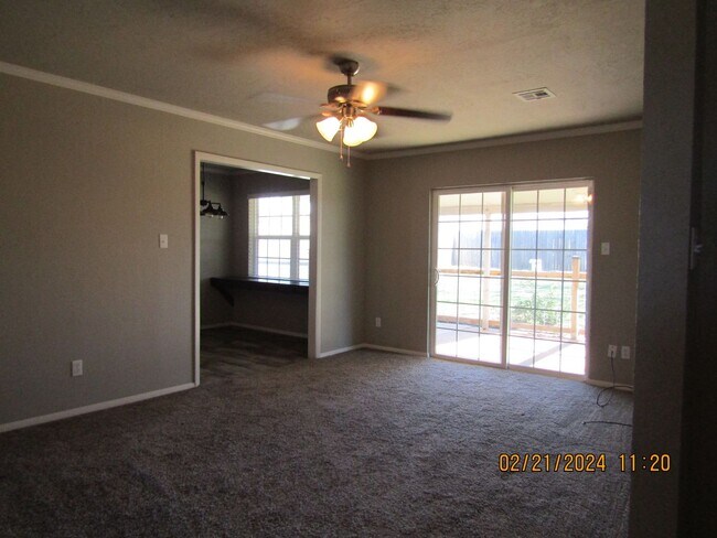 Foto del edificio - MacArthur Schools Area!