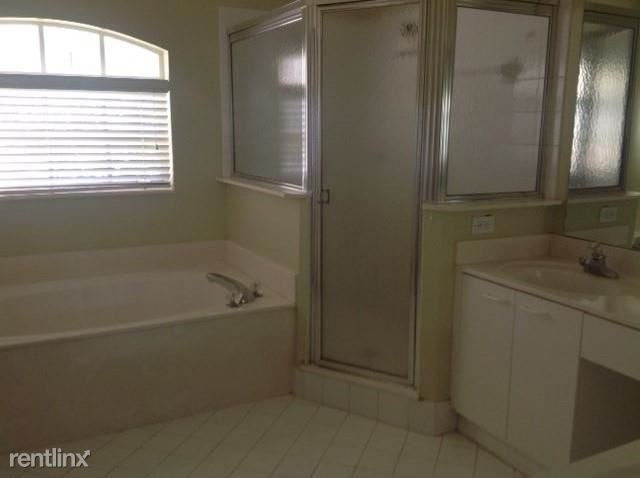 Foto principal - 4 br, 3.5 bath House - 993 Shadyside Ln Th...