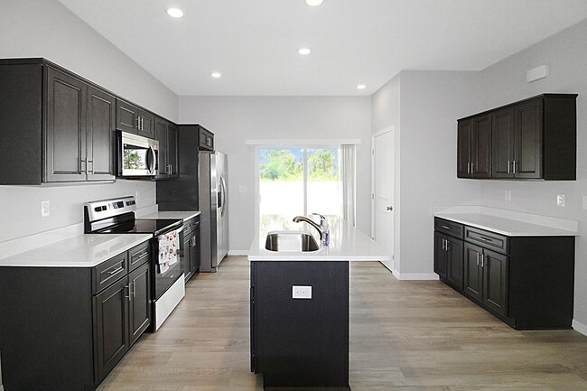 Building Photo - Englewood Annual Duplex for Rent