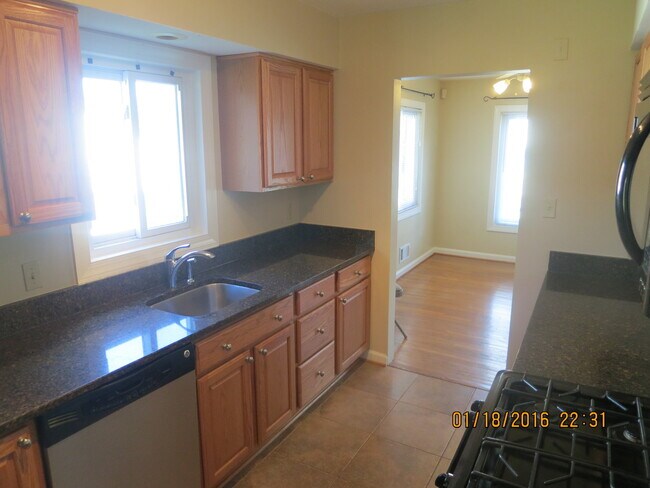 Foto del edificio - 3br Bethesda Rental
