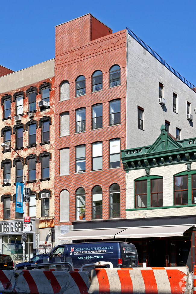 Primary Photo - 267 Bowery