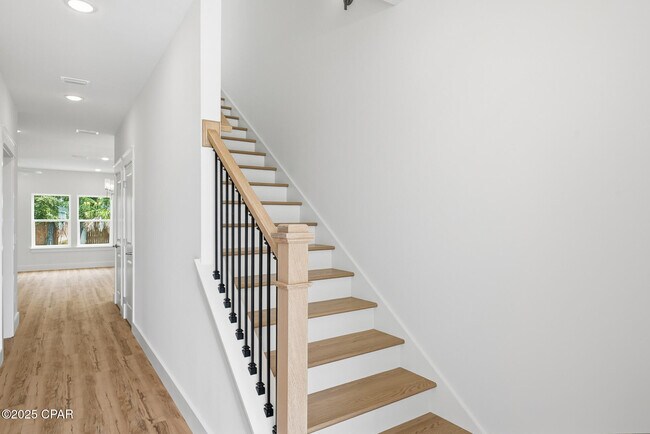 Foto del edificio - 924 Grace Ave