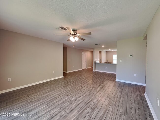 Building Photo - 42 Rickenbacker Dr