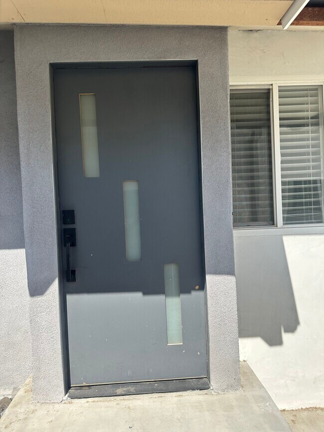 Foto del edificio - 10861 Nettleton St