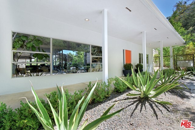 Building Photo - 15301 Kingswood Ln