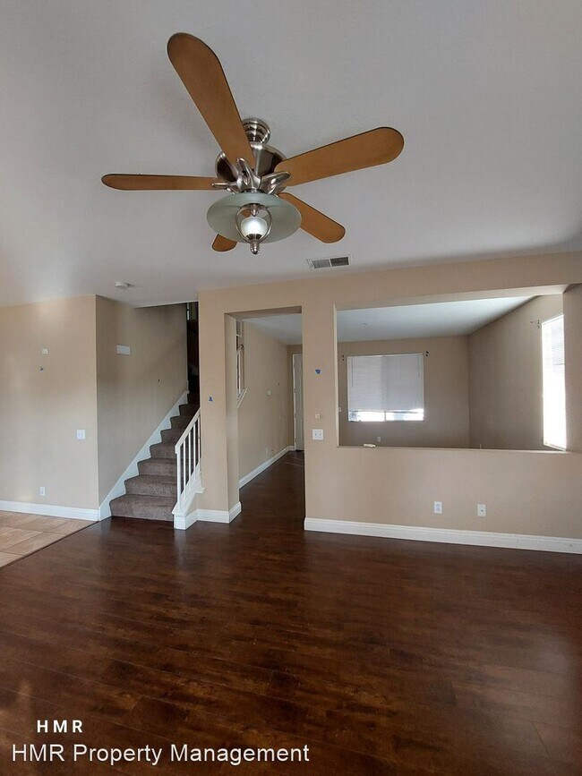 Building Photo - 4 br, 2.5 bath House - 15784 Flamingo Drive