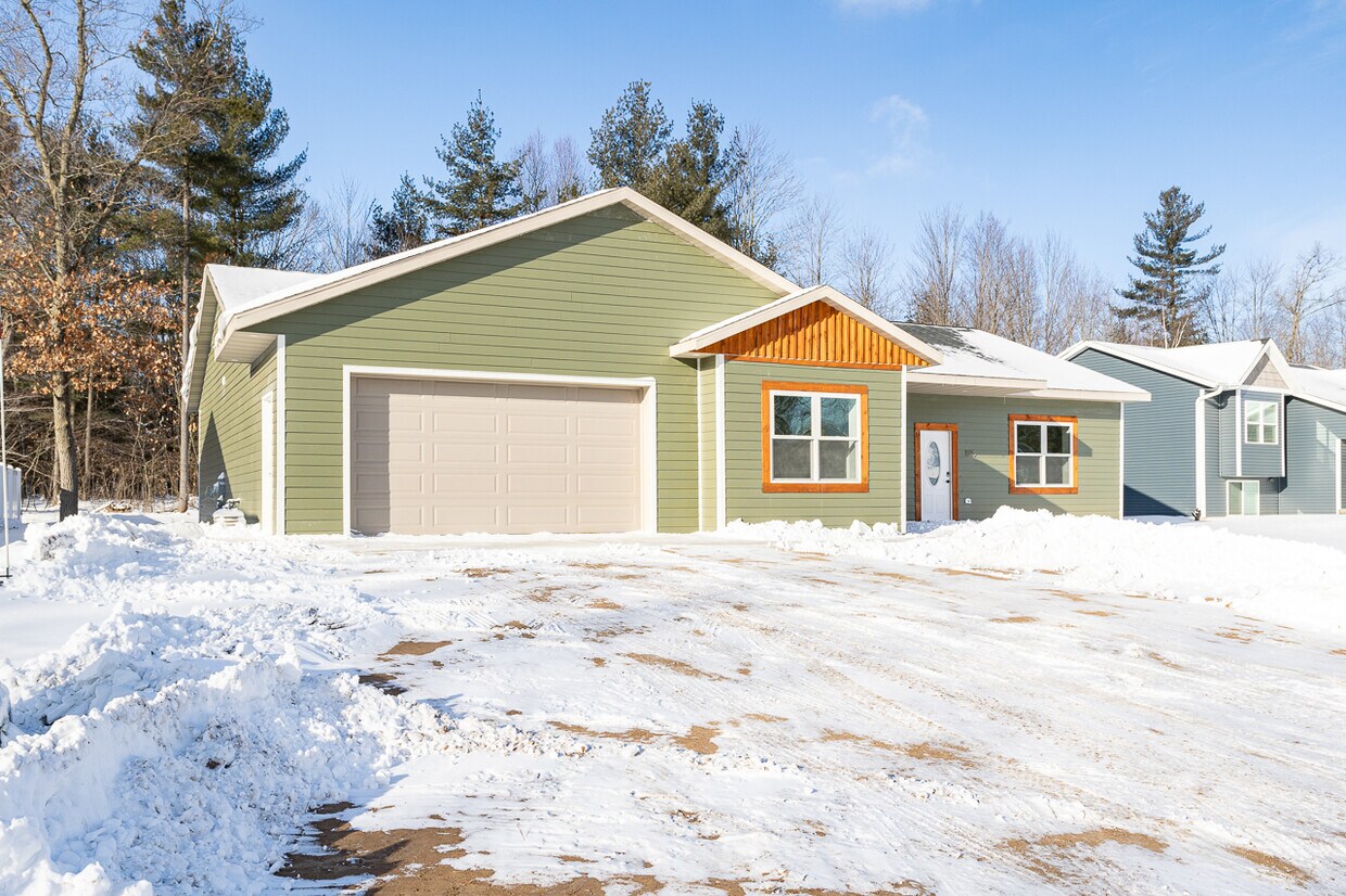 1115 Fall City Ct, Mosinee, WI 54455 House Rental in Mosinee, WI