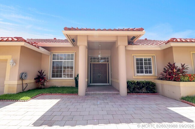 Building Photo - 551 NW 108th Ave