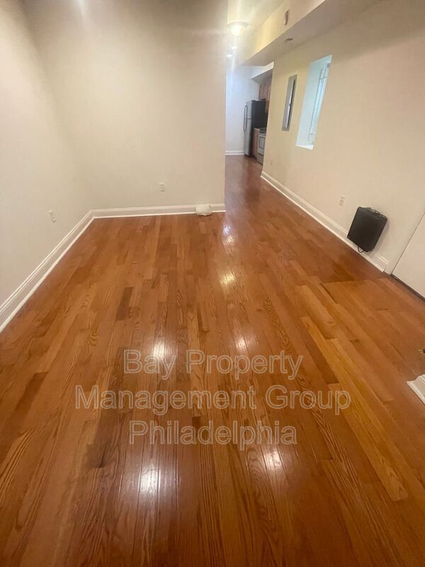 Building Photo - 1708 W Diamond St
