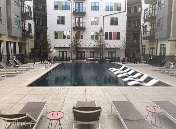 Building Photo - 1 br, 1 bath Apartment - 1618 E 6th St