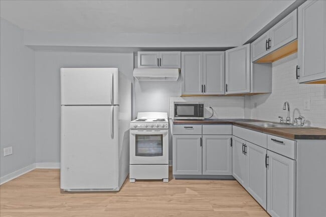 Building Photo - 79 Archibald St