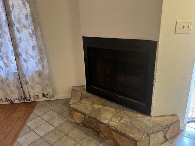 Foto del edificio - 6338 W Fairfield Dr