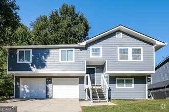 Building Photo - 5642 Riverside Dr