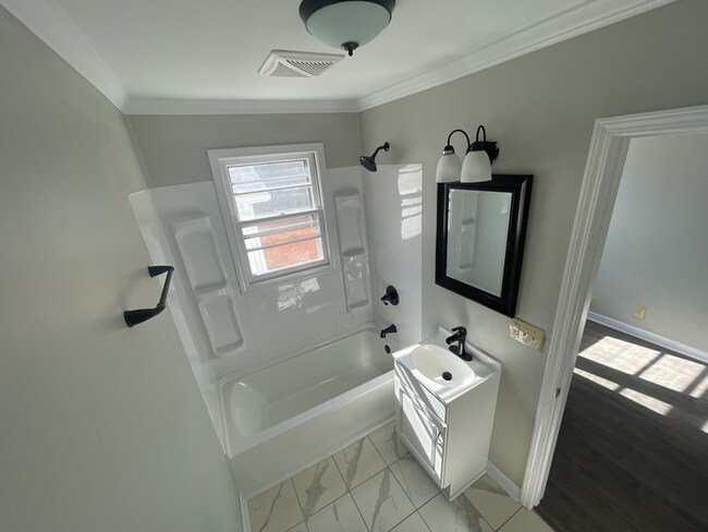 Foto del edificio - 651 Mc Abee Rd