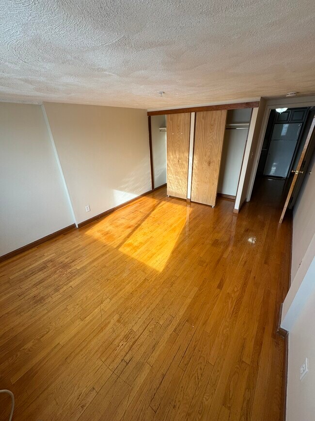 Foto del edificio - 1110 Commonwealth Ave