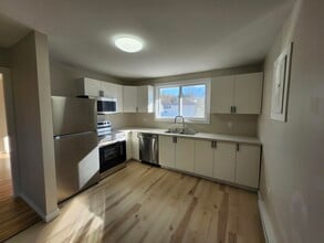 Building Photo - 116 Golden Grove Rd