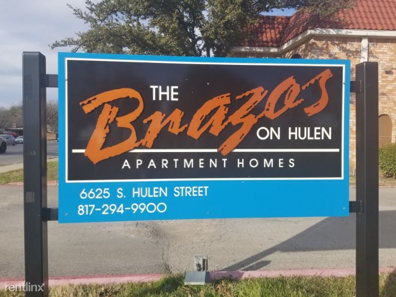 Primary Photo - 3 br, 3 bath Apartment - 6625 S Hulen St