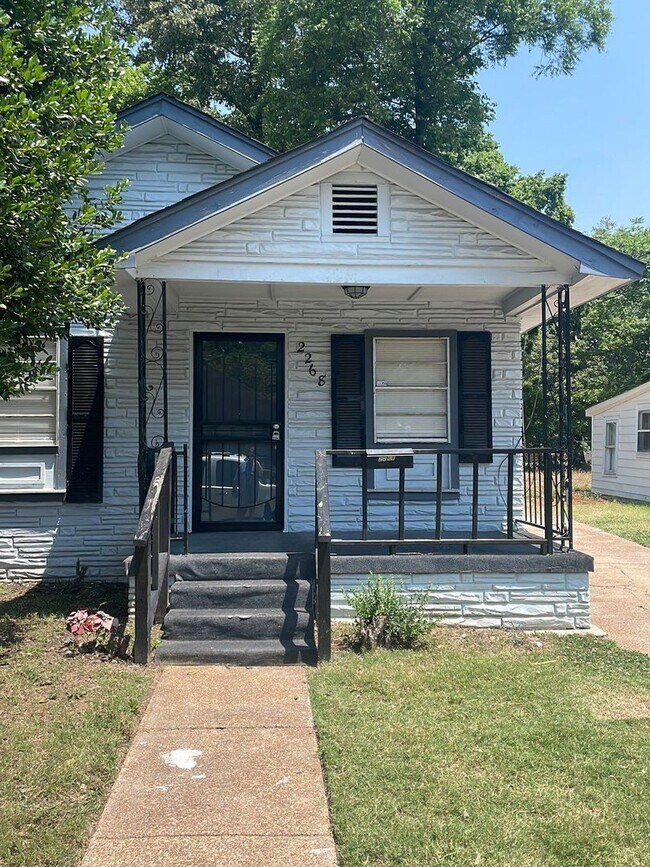 Foto del edificio - Newly Rehabbed 2 Bedroom 1 Bath | North Me...