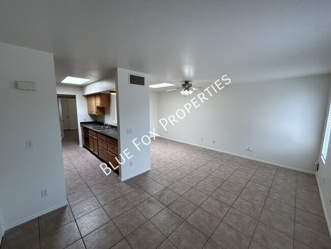 Foto del edificio - 2201 N Sparkman-Unit 2
