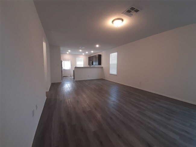 Foto del edificio - 16568 Moss Ln