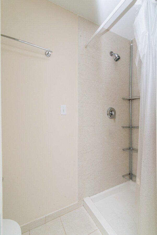 Building Photo - 1418 W St NW