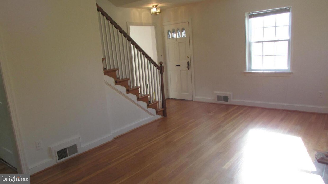 6064 Wooten Dr, Falls Church, VA 22044 House Rental in Falls Church