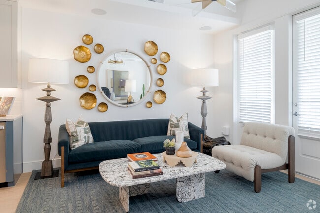 1BR, 1BA - 756SF - Living Room - The Beverly
