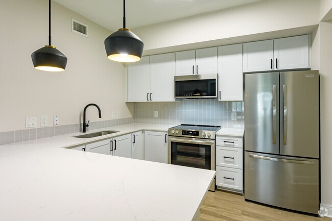 2BR, 2BA - Tupelo - Kitchen - The Preserve Cypress Hammock