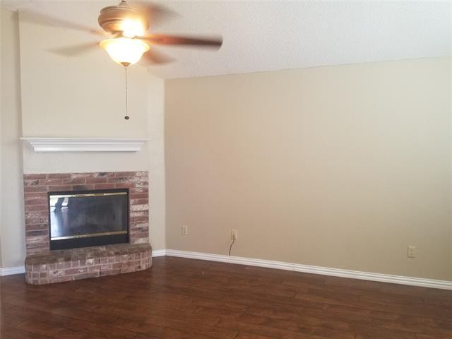 Building Photo - 6412 Brookcrest Dr