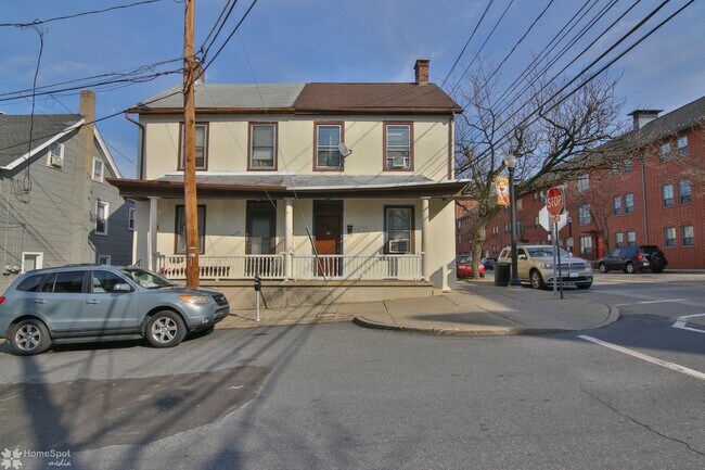 Building Photo - 419 Vine St