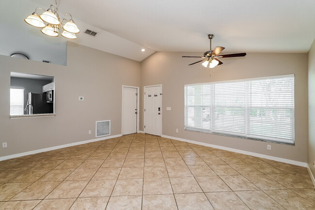Building Photo - 14905 Stag Woods Cir