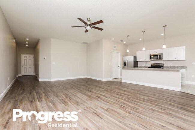 Building Photo - 19 Eleven Oaks Cir